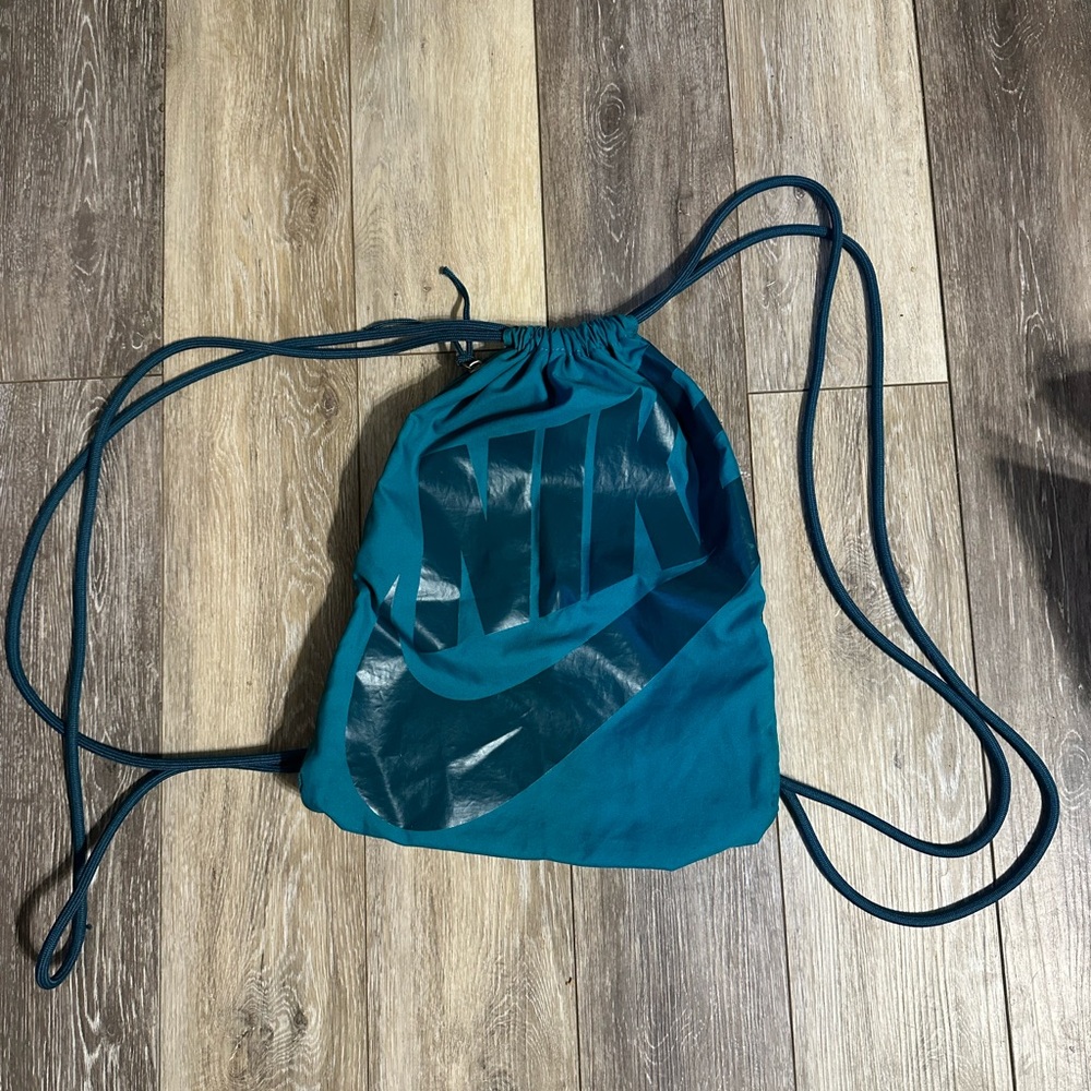 Nike Blue Drawstring Backpack - Picture 1 of 3